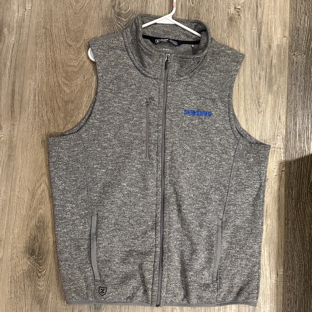 Zusa Gray Sweater Vest